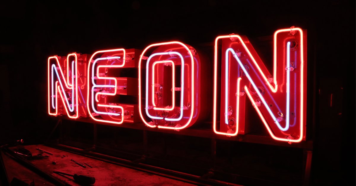 Advantages of the neon signs
